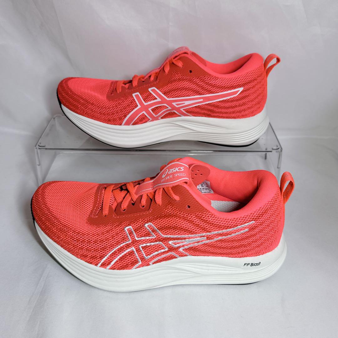 美品　アシックス　ランニングシューズ　EvoRide SPEED 22.5