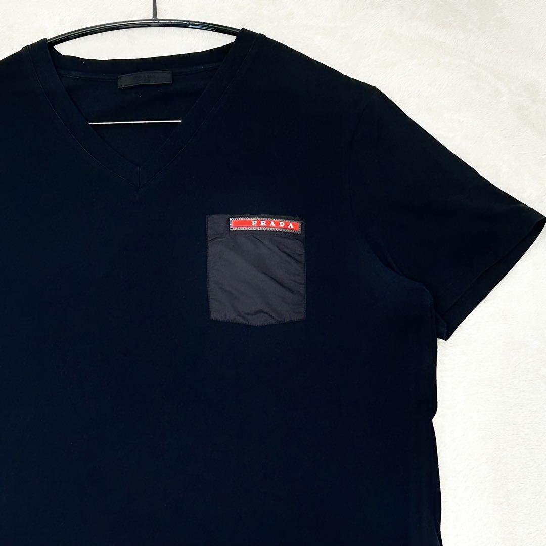 新品入荷 XLサイズ プラダ T 赤ロゴ 切り替えデザイン ラバーロゴ PRADA トップス