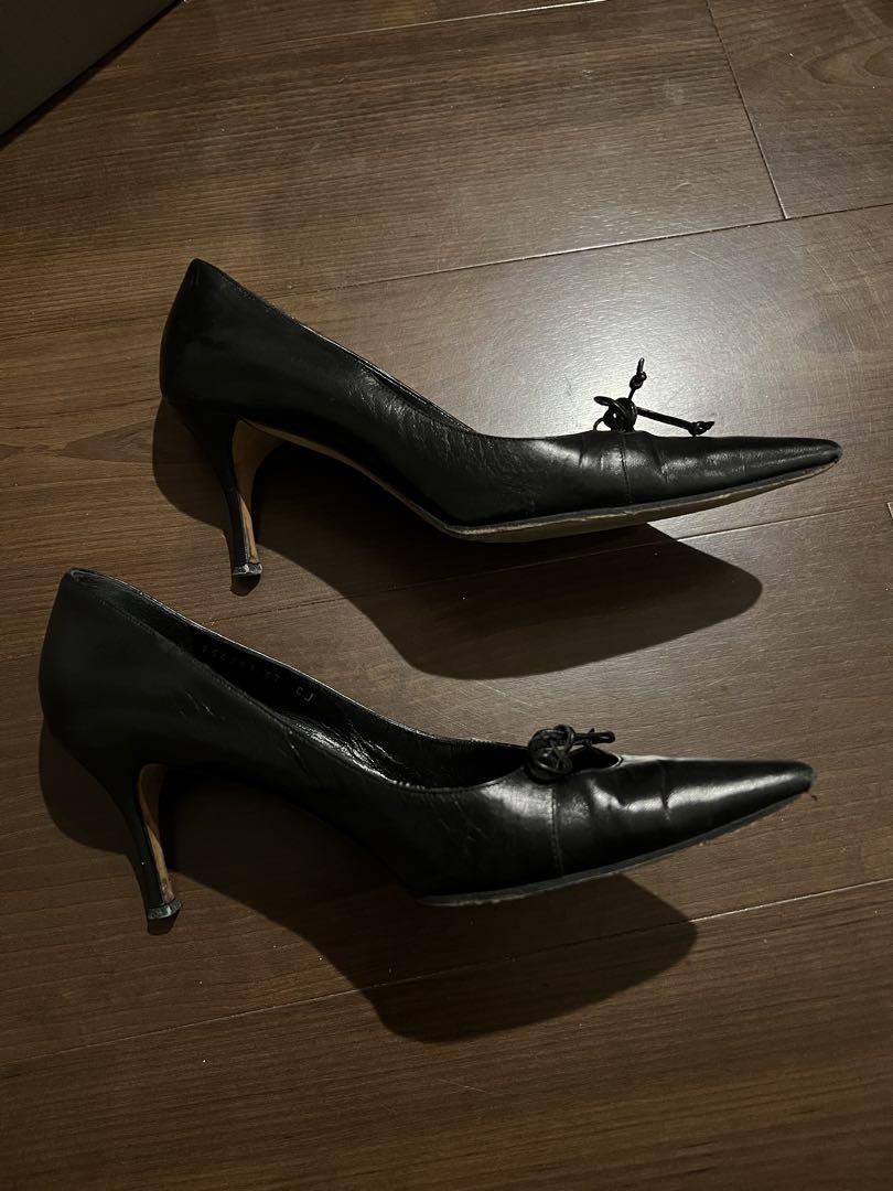 GUCCI ブラック ハイヒール リボン付き GUCCI ブラック ポインテッドトゥ ハイヒール