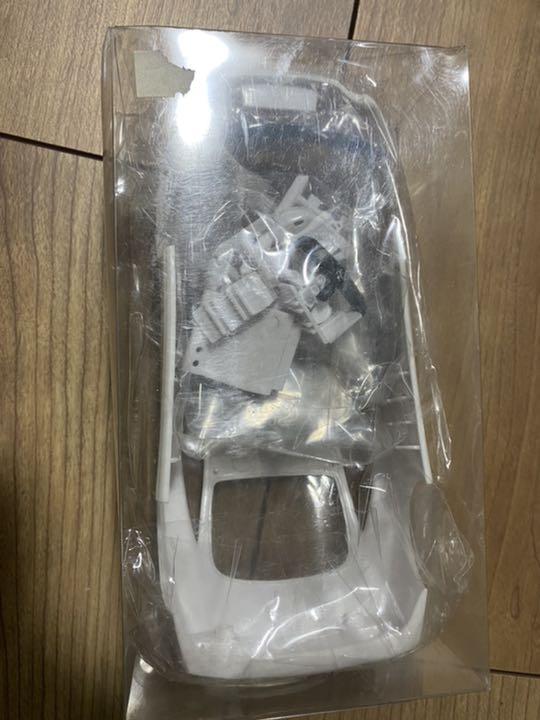 ミニッツ　フェラーリマラネロ　ホワイトボディ