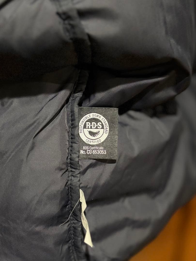 THE NORTH FACE ヌプシ ダウンジャケット THE NORTH FACE ヌプシ ダウンジャケット