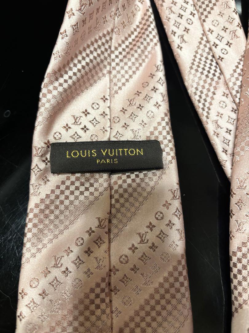 Louis Vuitton ピンク シルク ネクタイ