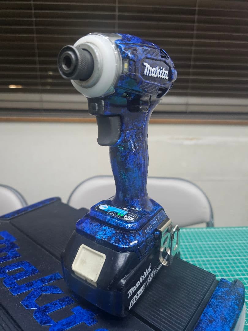 週末値下げマキタ　TD172D インパクトドライバー　美品