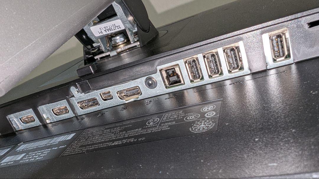 DELL 27インチ WQHDモニター