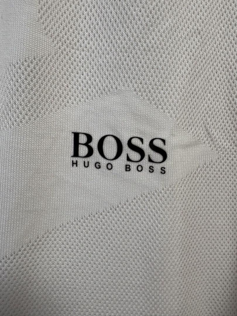 BOSS ホワイトポロシャツ ストライプ付き