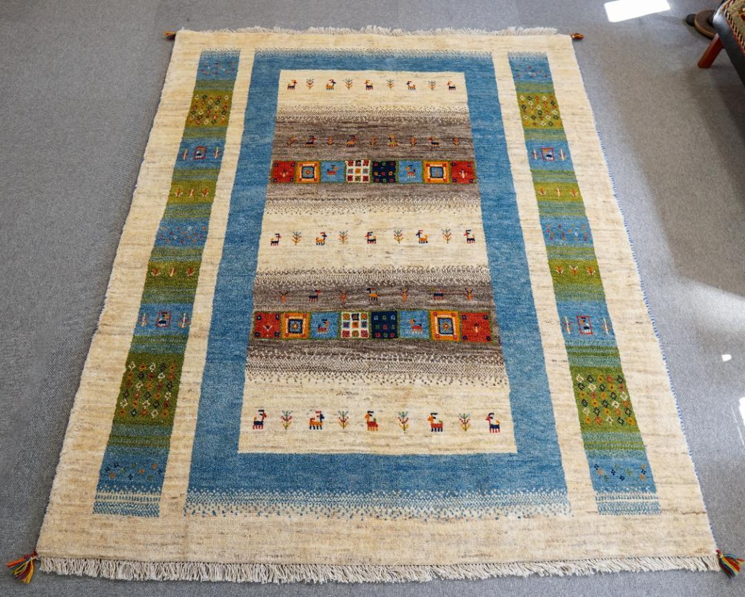 200×159cm ペルシャ絨毯 手織りギャッベ アマレ族 ギャベ 200×159cm ペルシャ絨毯 手織りギャッベ アマレ族 ギャベ