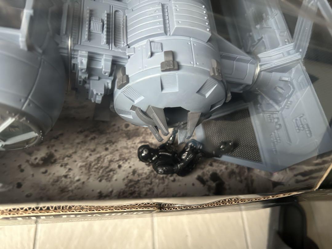 スターウォーズ タイボマー インペリアルパイロット付き 未開封