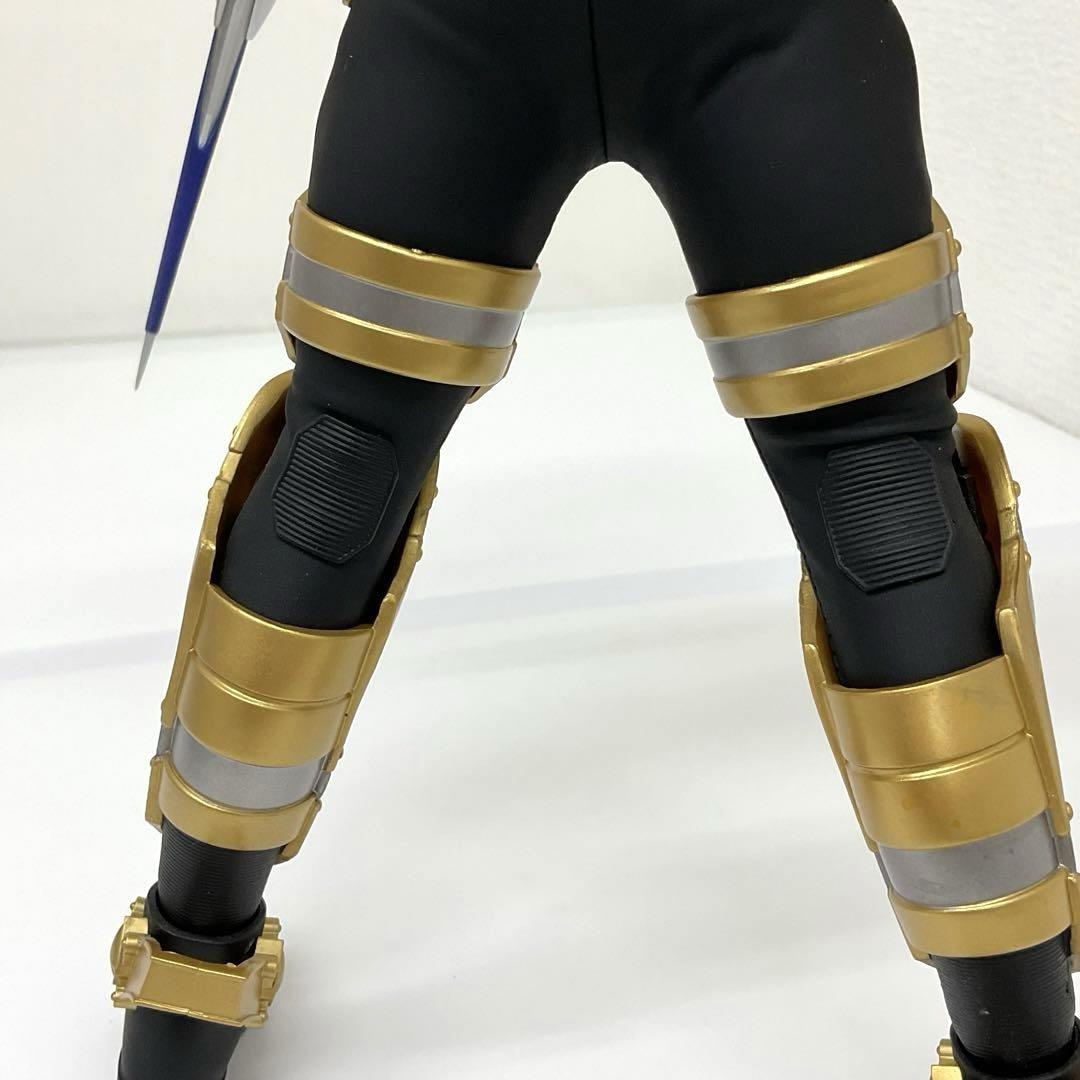 RAH DX 仮面ライダーブレイド キングフォーム