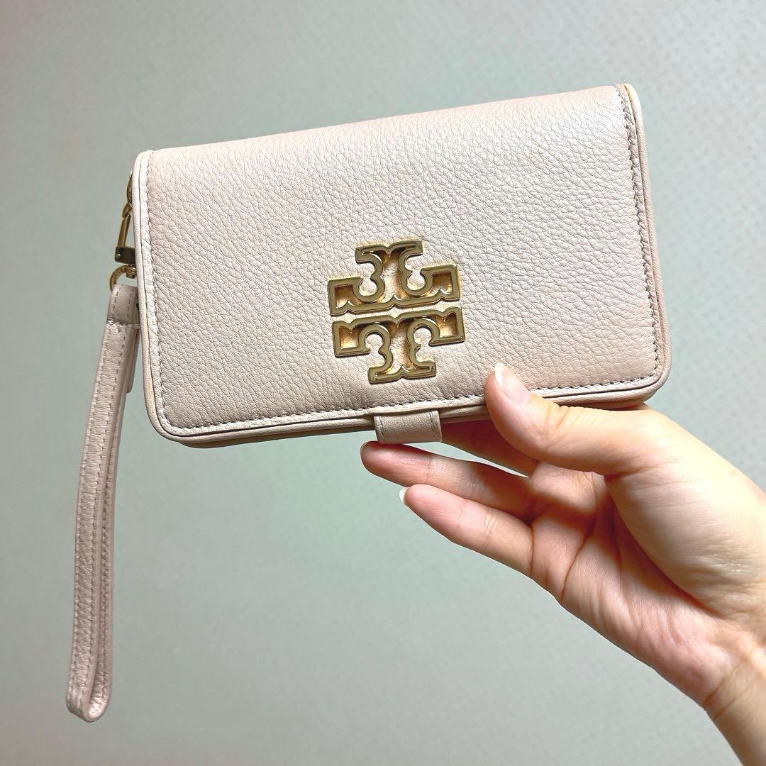 TORY BURCH トリーバーチ　スマホケース