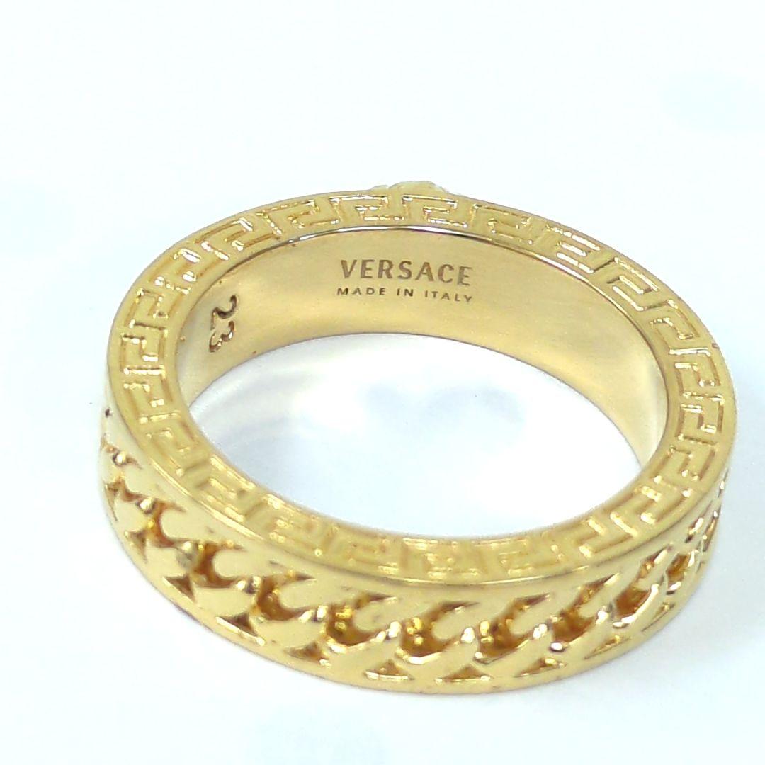 VERSACE　ヴェルサーチェ　リング　メデューサ　ゴールド　カードあり トリビュート メドゥーサ リング ゴールド | VERSACE JP