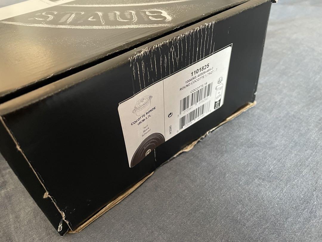 美品　staub ストウブ　18cm 黒　ココットラウンド