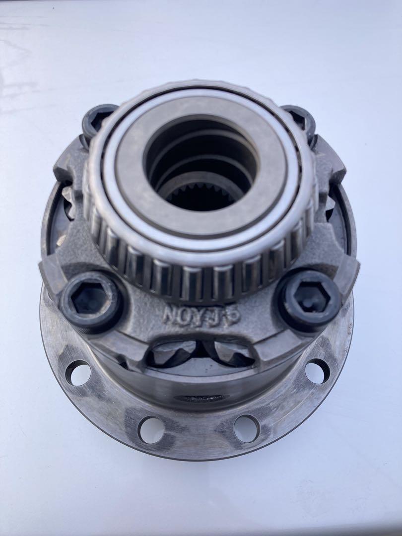 アルテッツァ 純正　トルセンデフ　SXE10