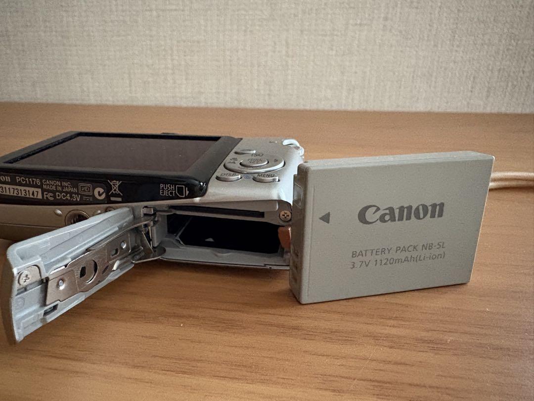 Canon IXY DIGITAL 800 IS シルバー イクシー