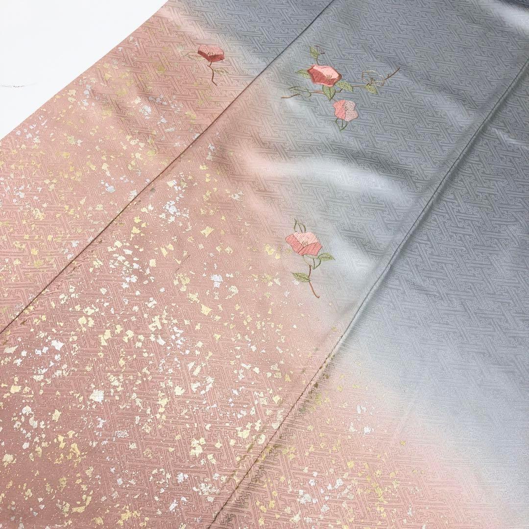 付下げ 刺繍の花模様 暈し 金銀彩 空色鼠色 K-4217
