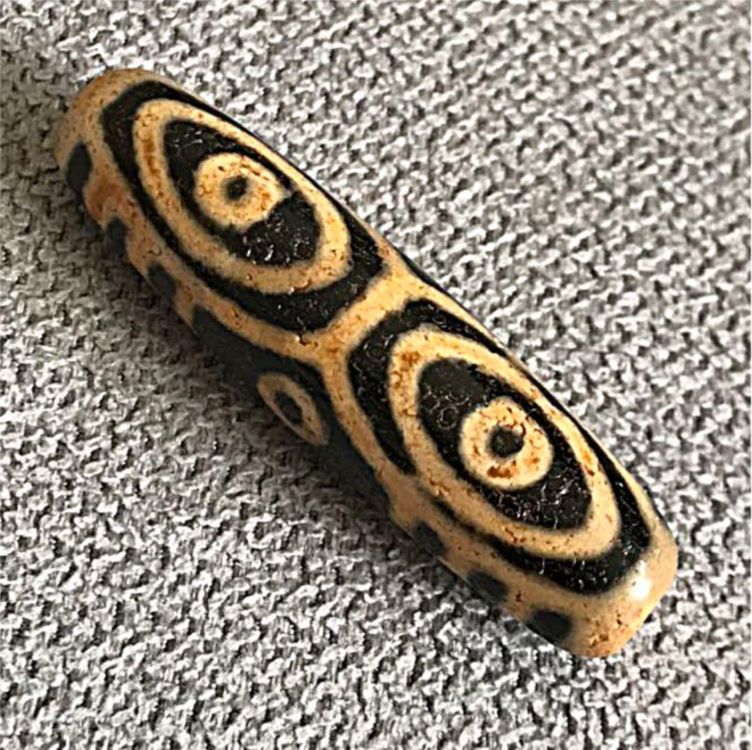 龍眼天珠 ⭐️希少な龍眼⭐️馬蹄痕もあり | clinicadeojostandil.com.ar