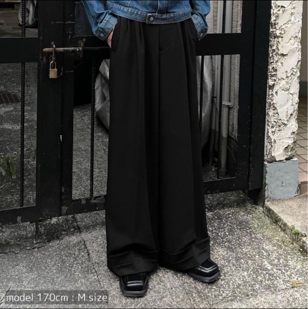 un peu different tuck wide baggy slacks - メルカリ