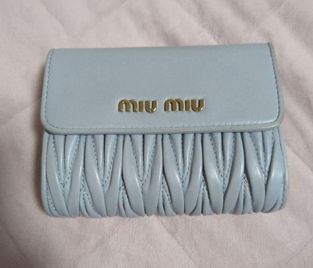 は*割様 miu miu／ミュウミュウ 水色 三つ折り財布
