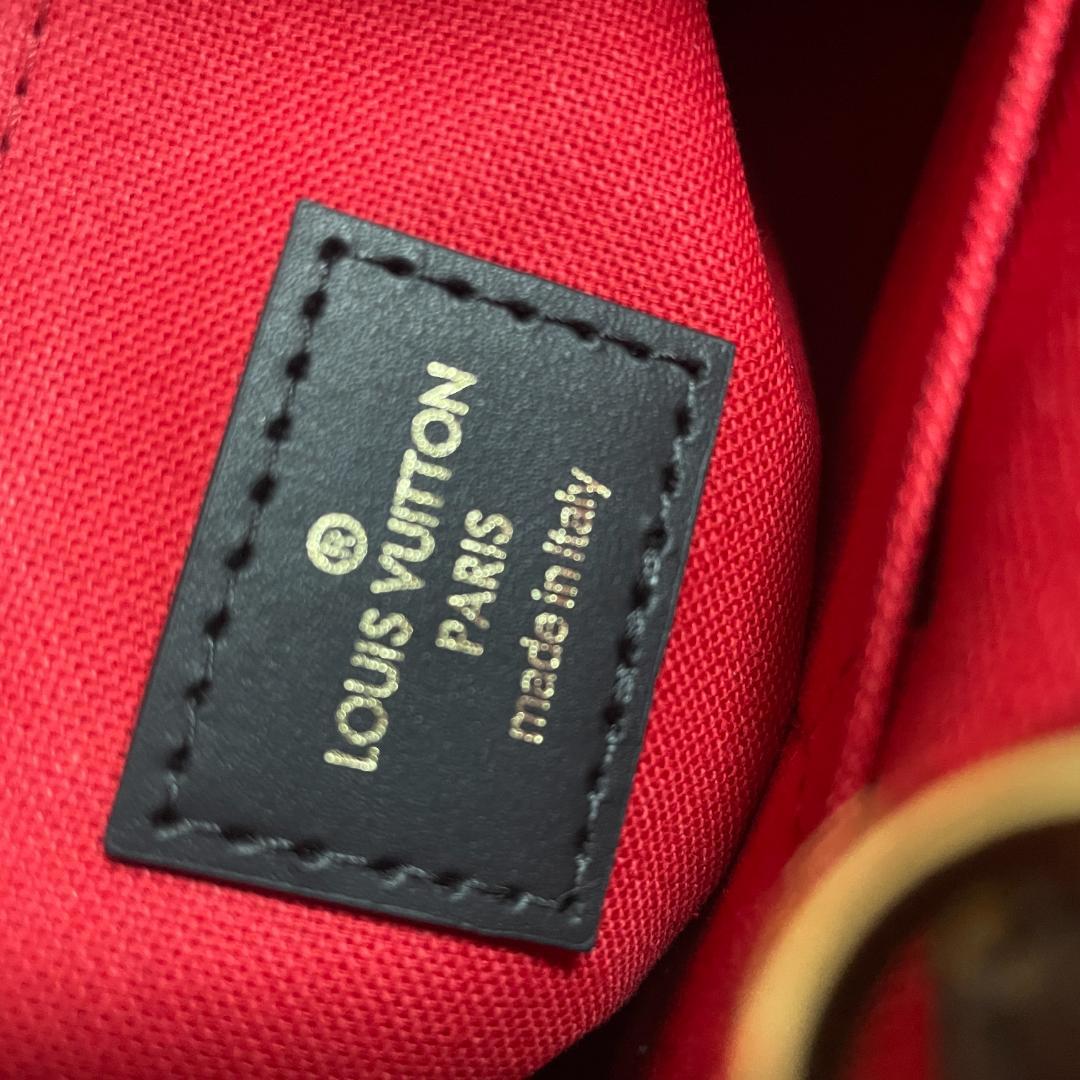 Louis Vuitton ルイヴィトン トートバッグ Louis Vuitton ルイヴィトン トートバッグ