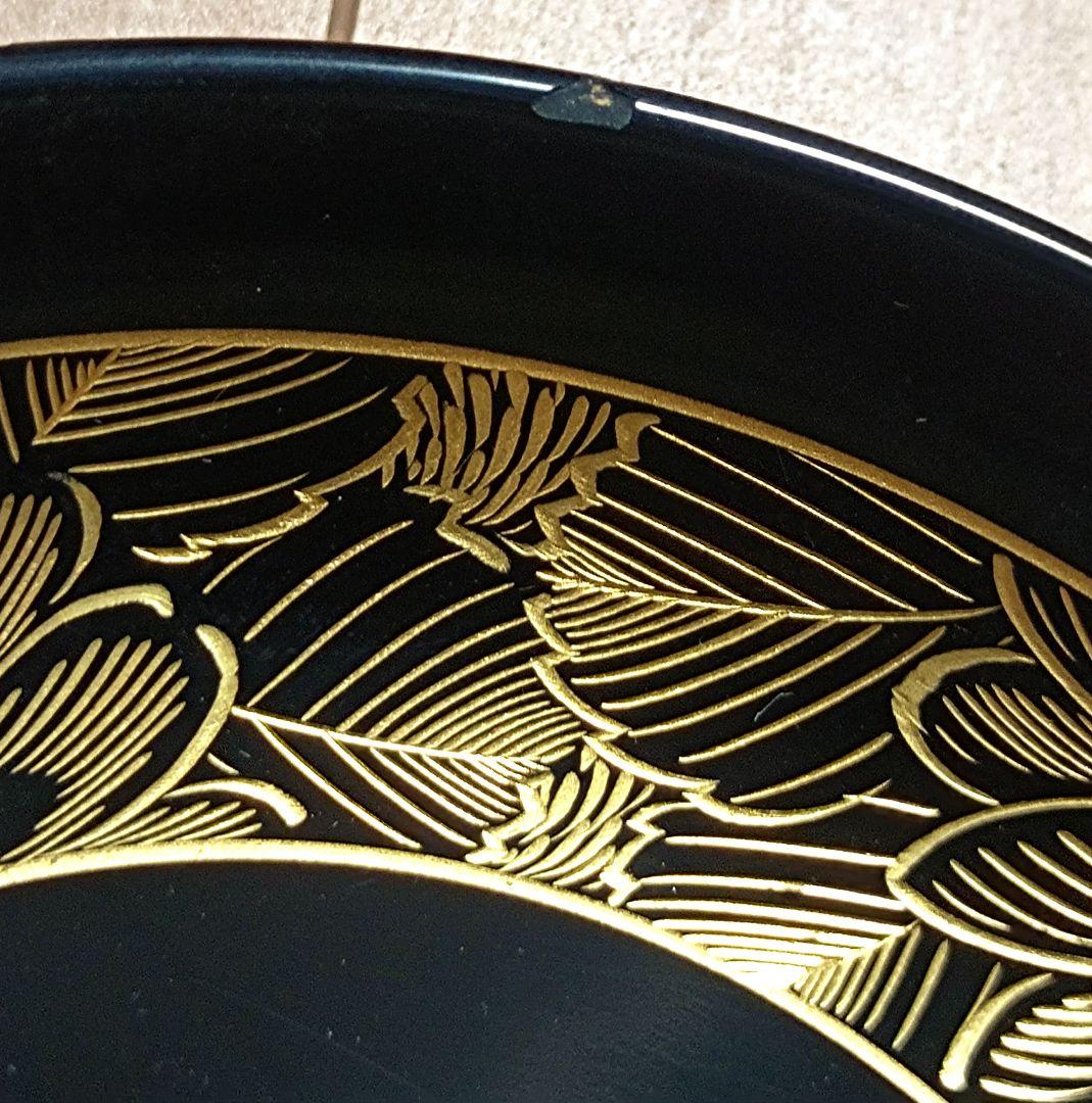 輪島塗　菓子皿　花　黒　平皿　アンティーク　伝統工芸　古美術　レトロ 輪島塗 菓子皿 花 黒 平皿 アンティーク 伝統工芸 古美術 レトロ