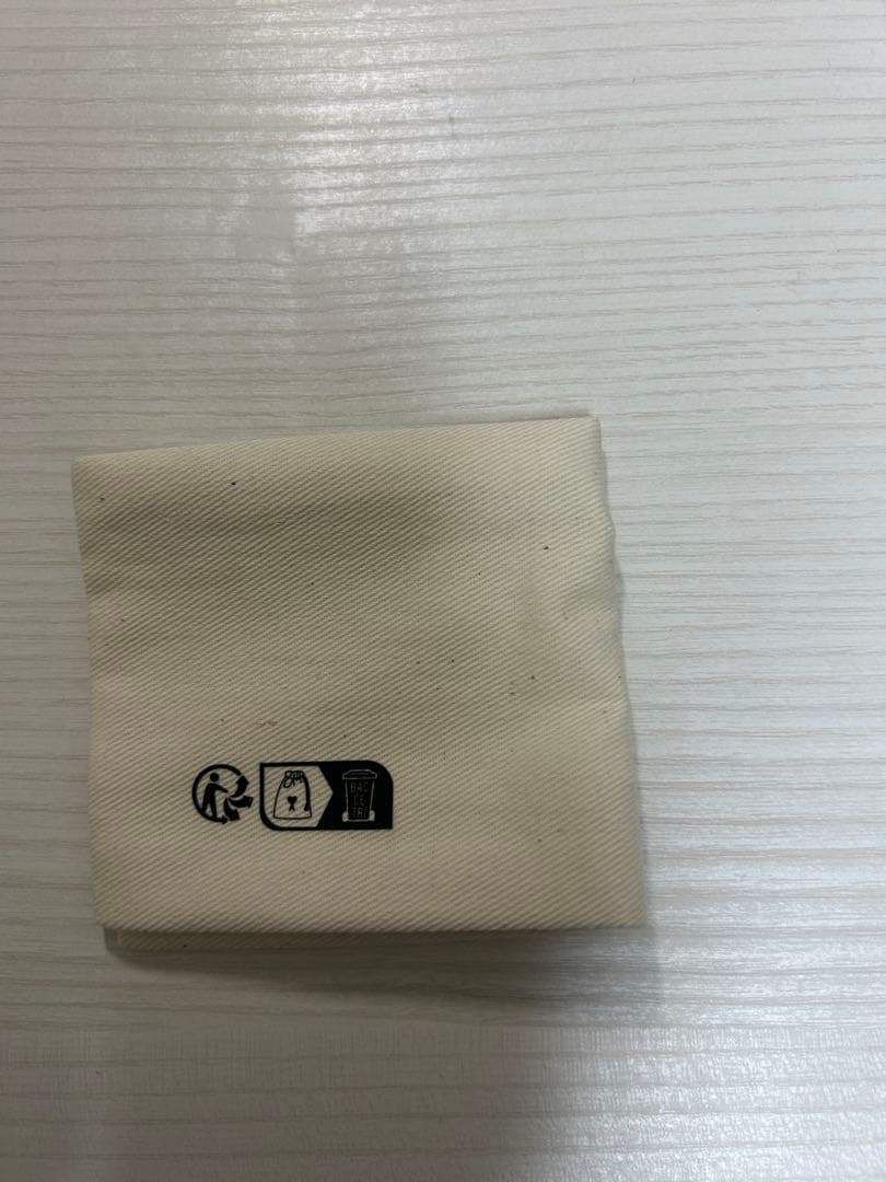 Ami Alexandre Mattiussiピアス シルバー Ami Alexandre Mattiussiピアス シルバー