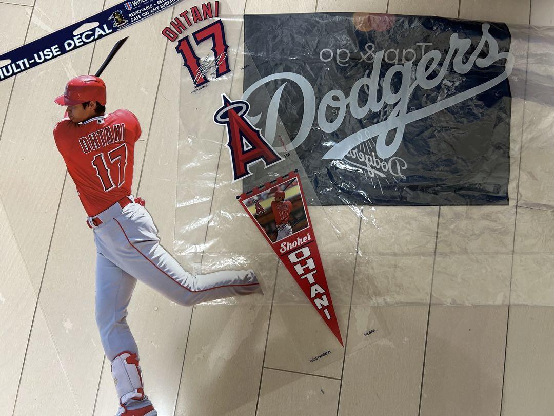 ロサンゼルス・ドジャース 50/50 大谷Tシャツ