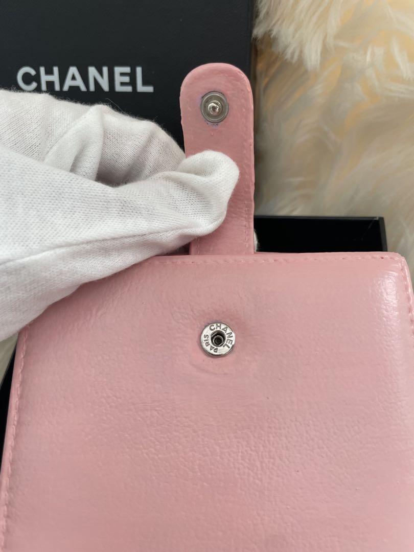 シャネル CHANEL二つ折り ミニ 財布 カメリア ココマーク ピンク シャネル CHANEL二つ折り ミニ 財布 カメリア ココマーク ピンク