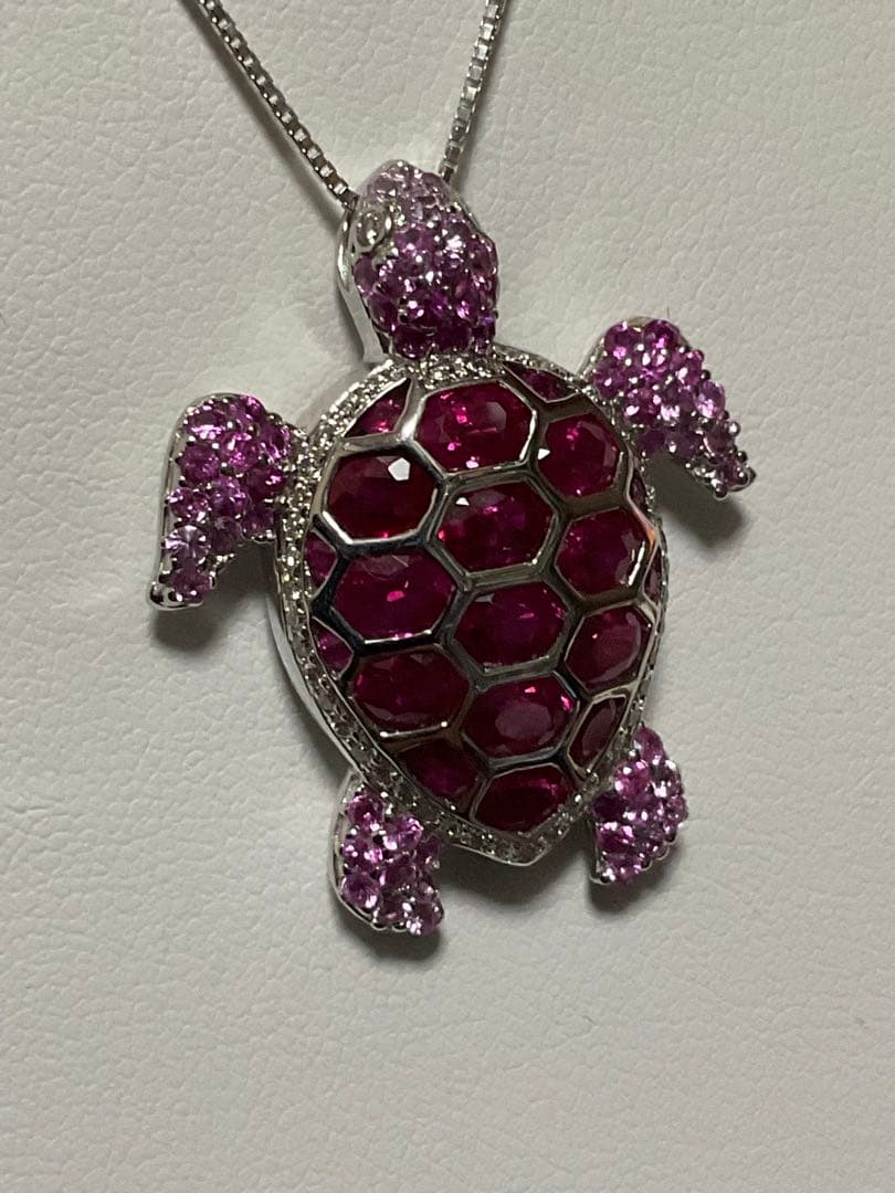 亀デザインネックレス　k18WG