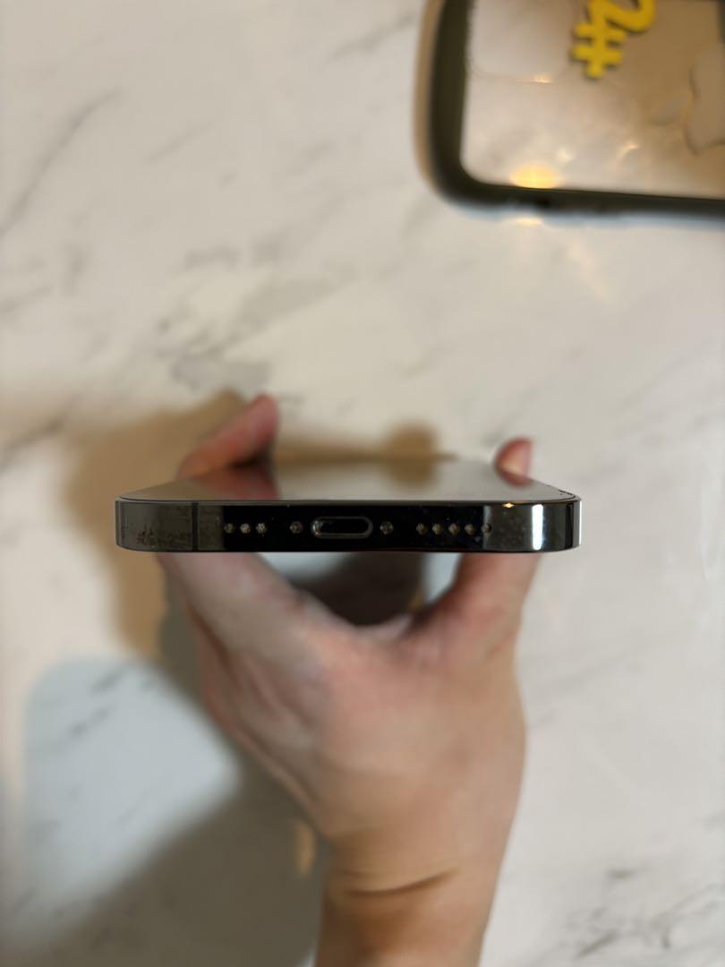 ⭐︎美品⭐︎ iPhone12pro 128G グラファイト　箱あり