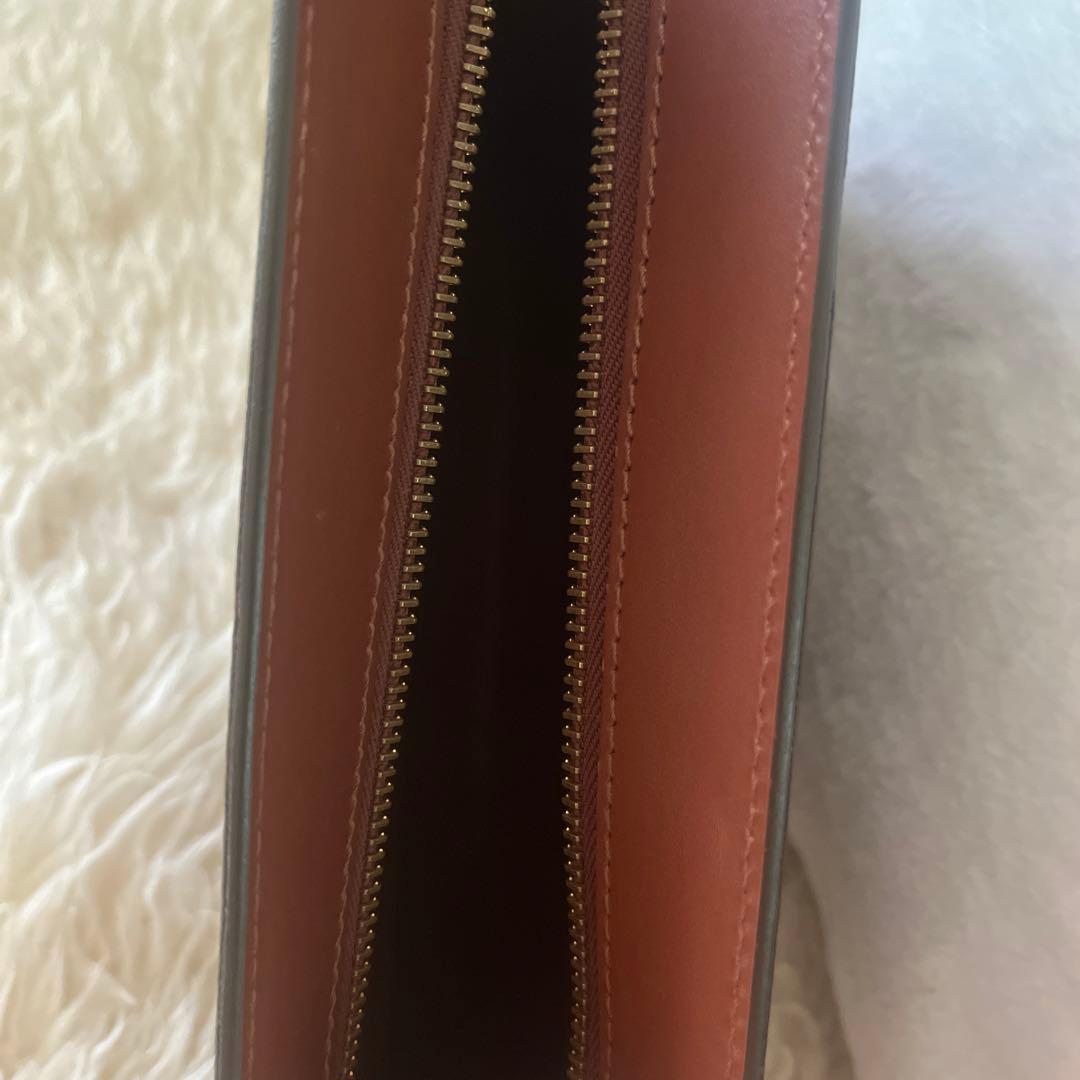 LV モノグラムクラッチバック　美品