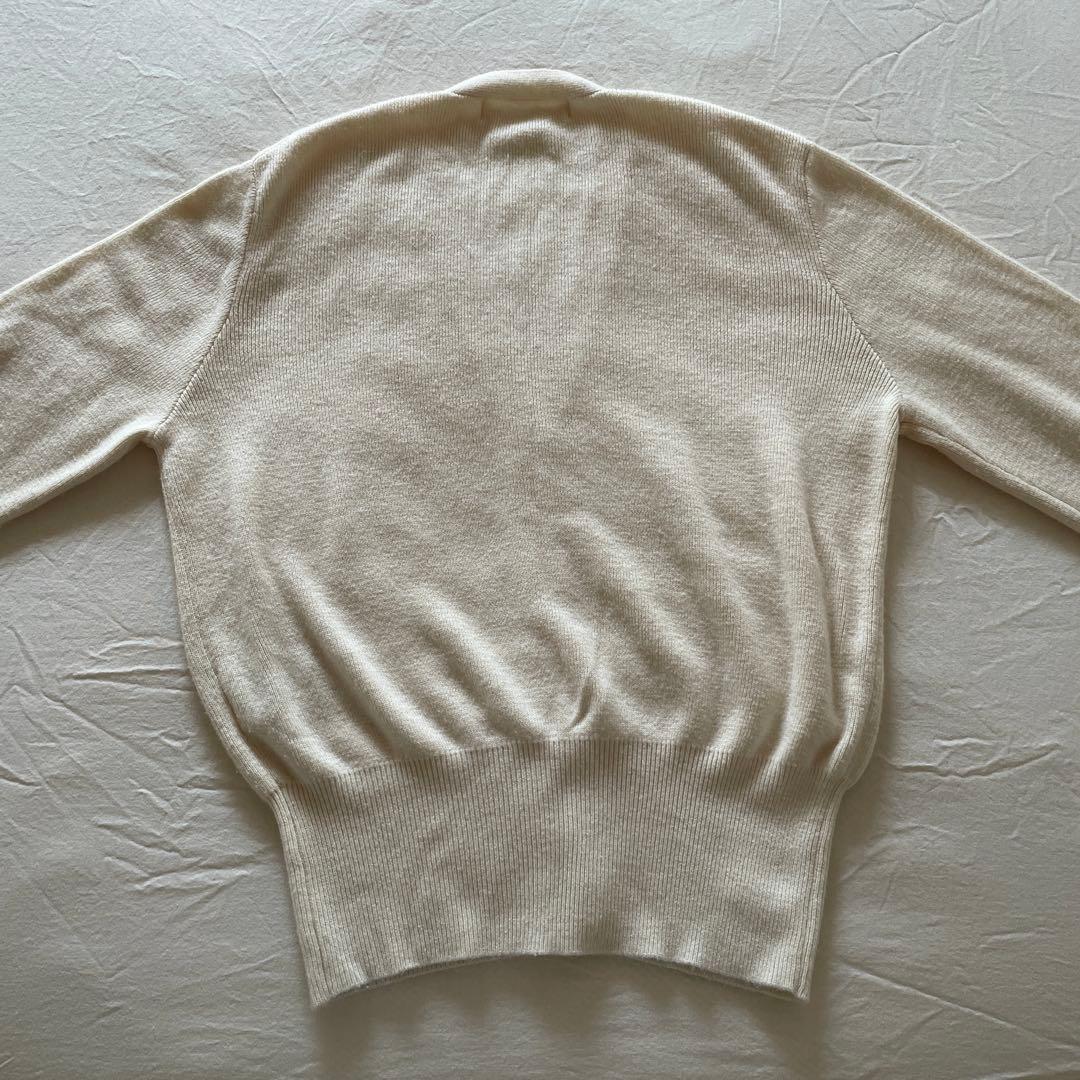 V Neck knit compact cardigan louren V Neck knit compact cardigan louren