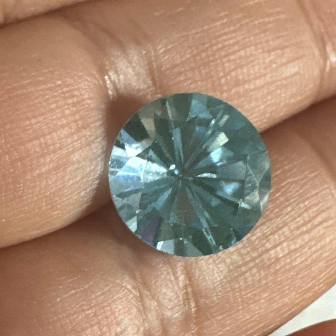 謎石 チェンジスピネル ルース 7.135ct目立った傷や汚れなし