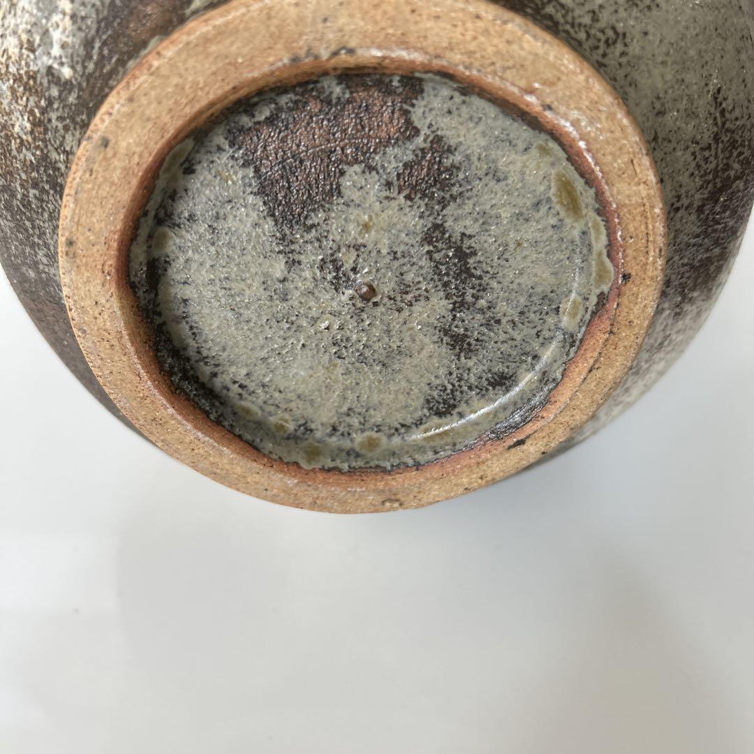 2025人気の オンライン ストアホビー・楽器・アート - 蝶模様の陶器花瓶 工芸品