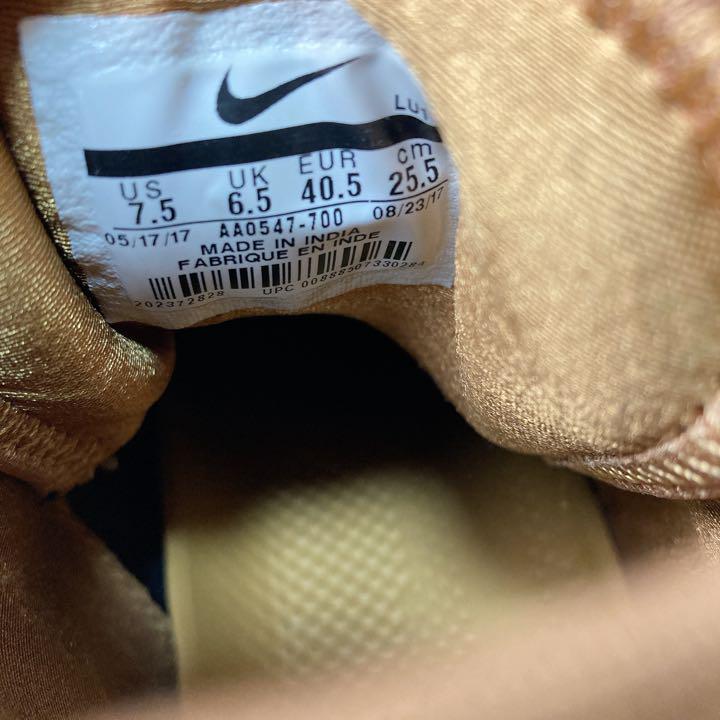 靴 NIKE COURT BOROUGH MID WINTER WHEAT 25.5