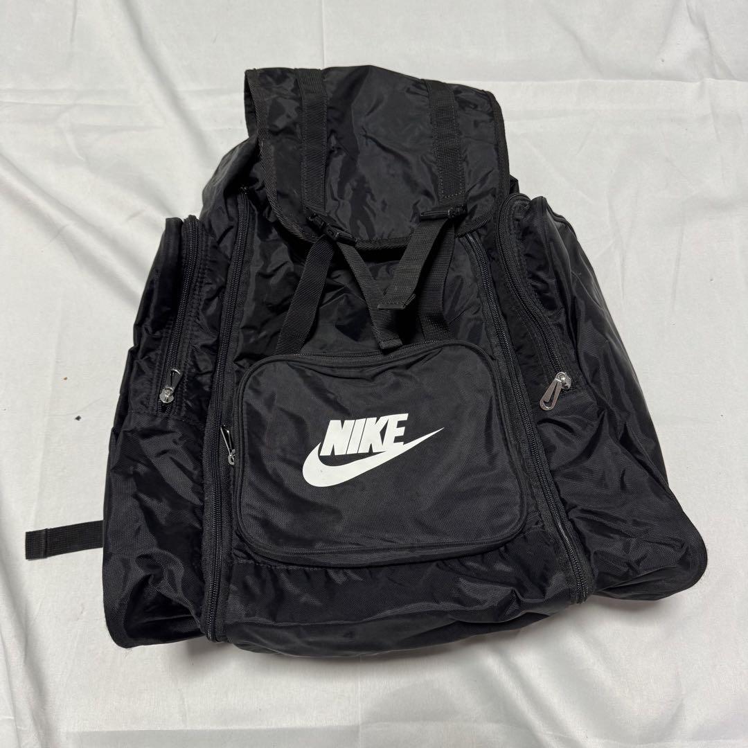 NIKE リュックサック　ブラック　オールド