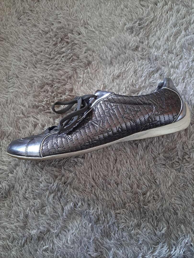 ルイヴィトン スニーカー 38.5