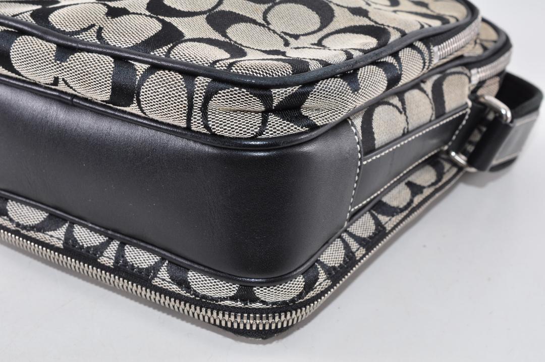 美品 COACH コーチ 4270 シグネチャー ショルダーバッグ 肩掛けかばん