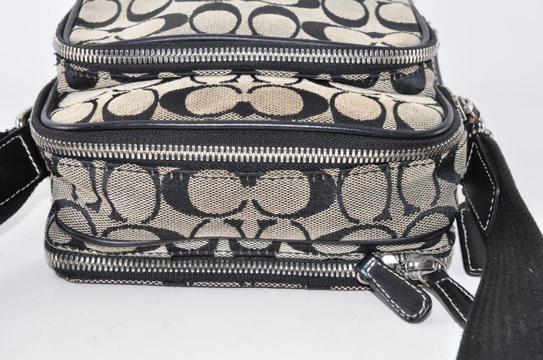美品 COACH コーチ 4270 シグネチャー ショルダーバッグ 肩掛けかばん