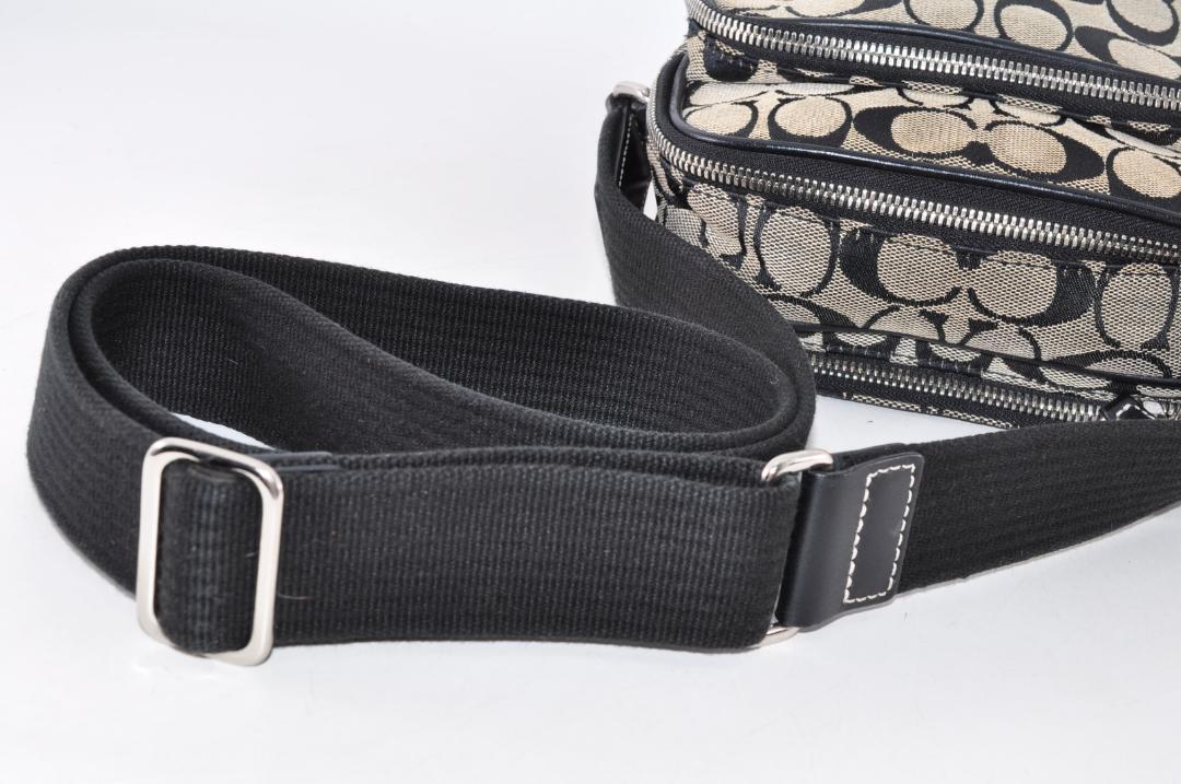 美品 COACH コーチ 4270 シグネチャー ショルダーバッグ 肩掛けかばん