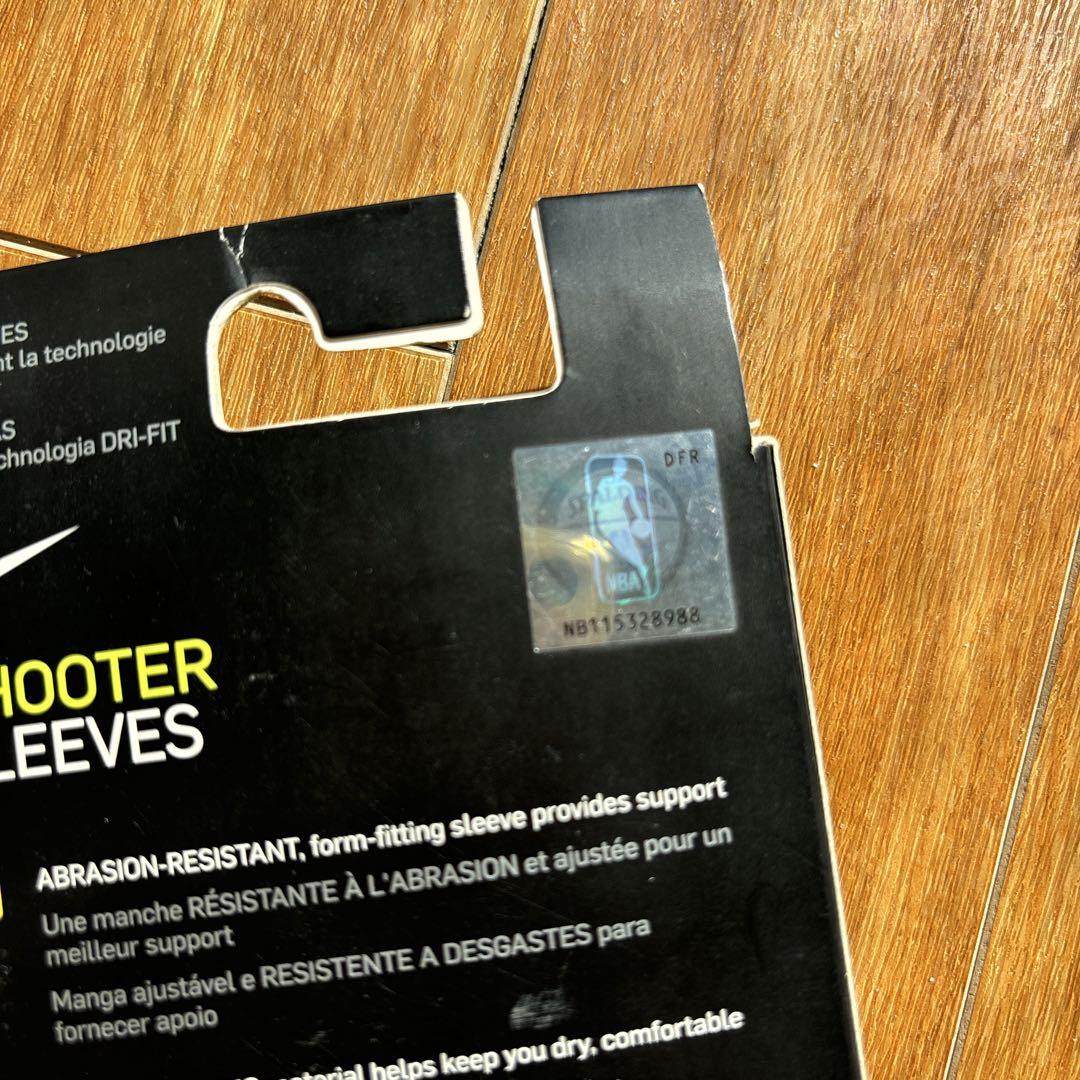 supreme shooter sleeve シューター　スリーブ　シュプリーム