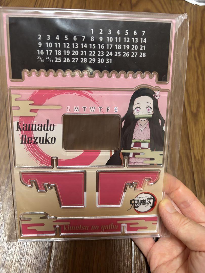 レア 鬼滅の刃竈門禰豆子 アクリル万年カレンダー スクエアマグネット カンバッジ 鬼滅の刃 竈門禰豆子 アクリル万年カレンダー - メルカリ