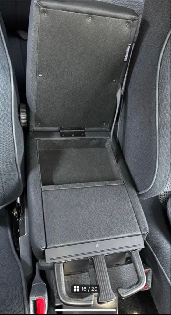 Centre Console ランドクルーザー 70 センターコンソール Centre Console ランドクルーザー 70 センターコンソール