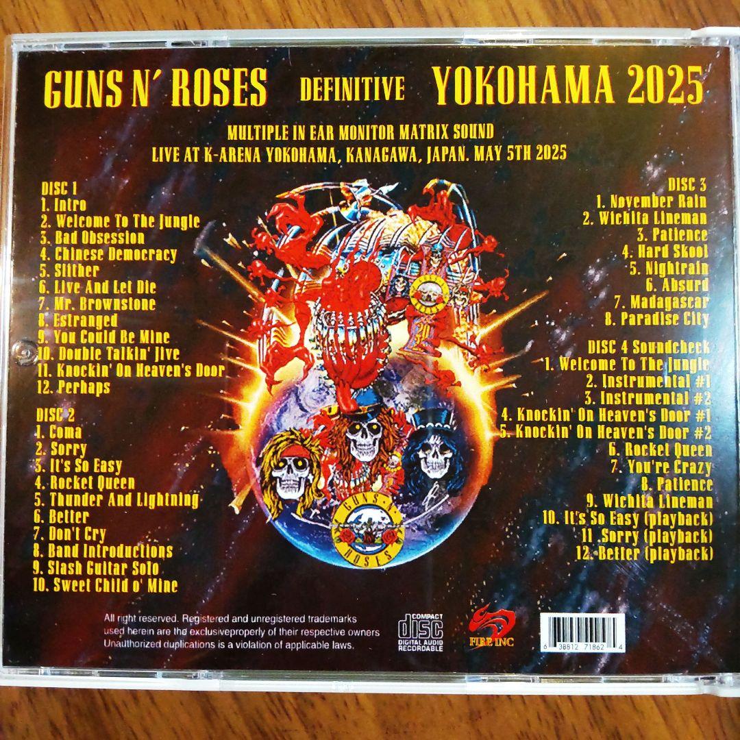 【レア】ガンズアンドローゼス　CD 未使用　カラーポートレート4種付き 8/5(金) 新着CD情報 ～ハードロック・ヘヴィメタル/ガンズ