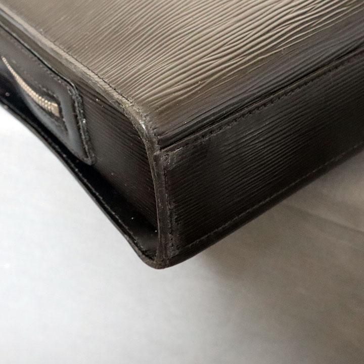 ルイヴィトン Louis Vuitton エピ バサーノGM ビジネスバッグ