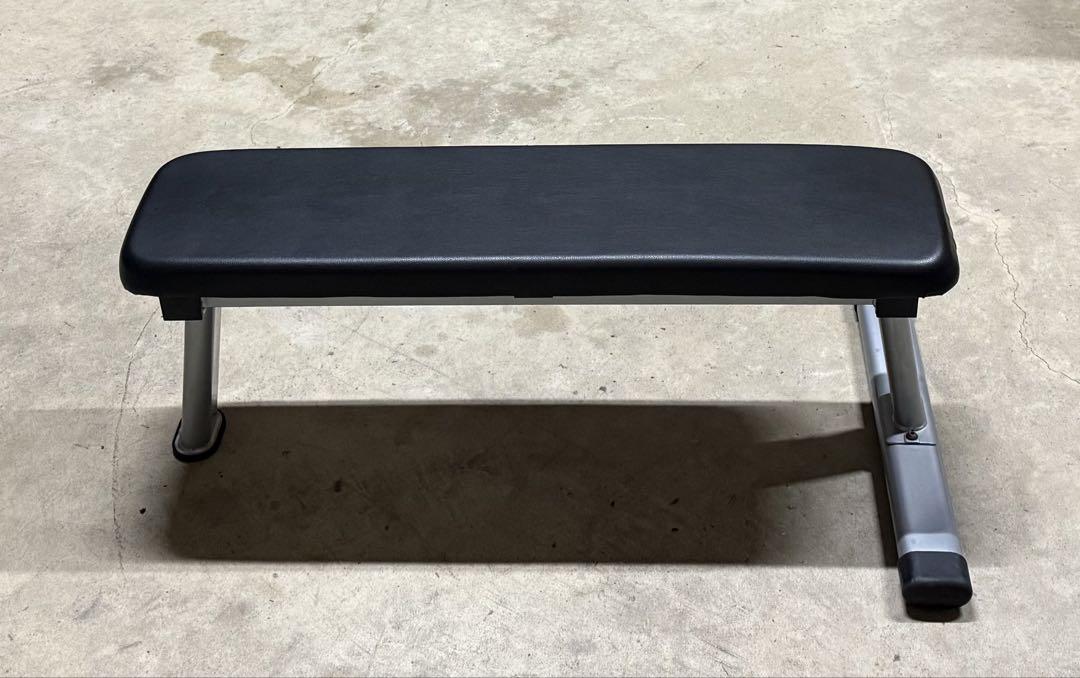 HIGER フラット　ベンチ トレーニング　筋トレ