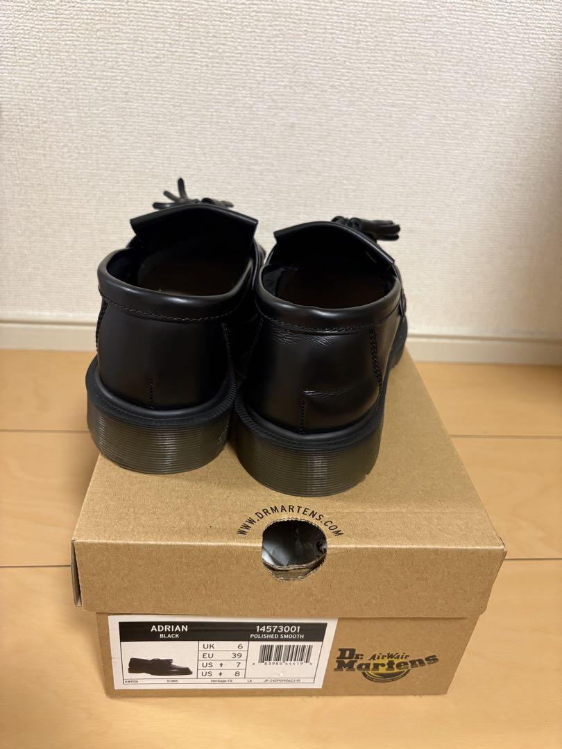 ドクターマーチン　Adrian UK6