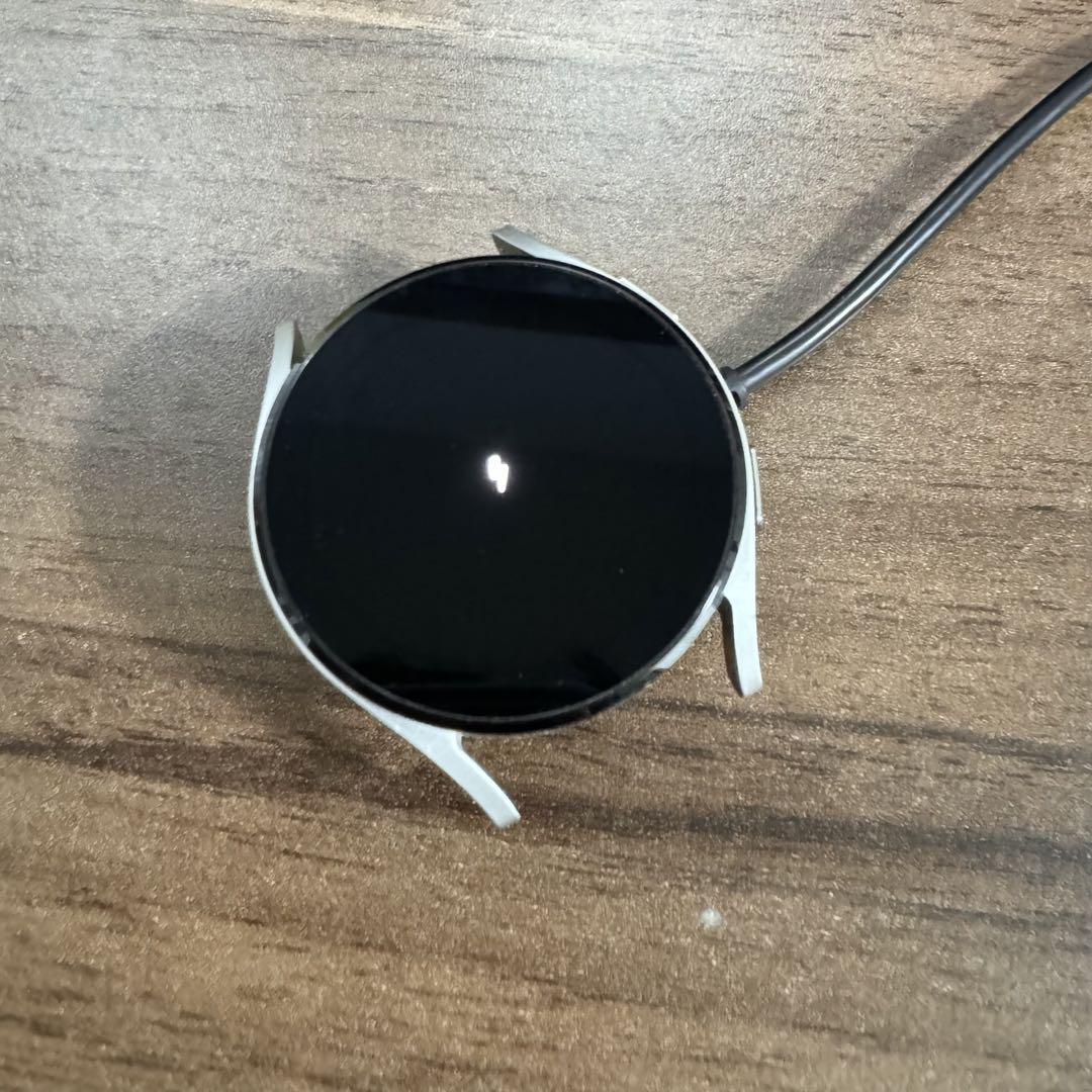 Galaxy Watch4  40mm シルバー おまけ付き