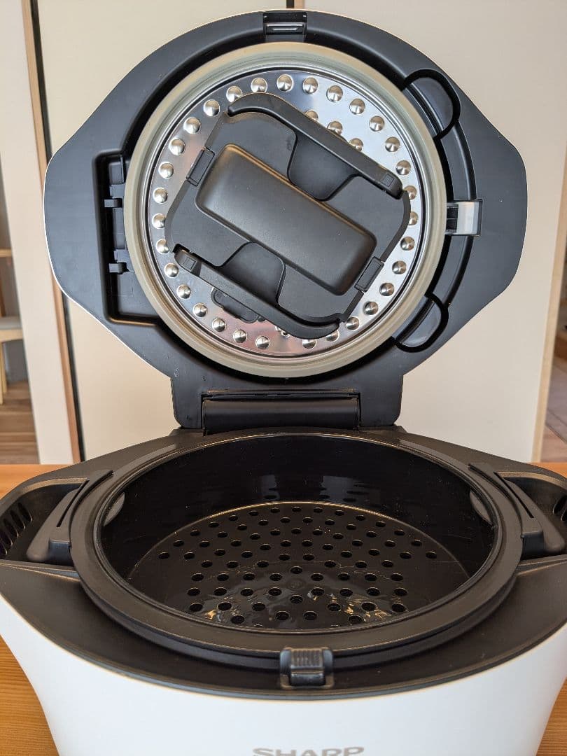 ヘルシオ ホットクック2.4L KN-HW24H 【2025年3月購入】 ヘルシオ ホットクック2.4L KN-HW24H 【2025年3月購入】