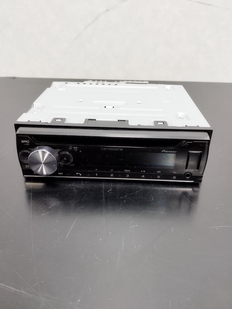 Y☆465 パイオニア「carrozzeria」DEH-5500 未使用品！