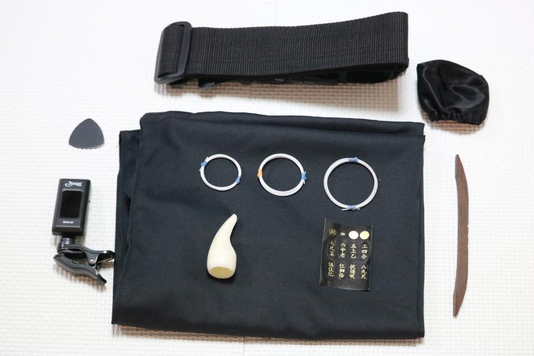 沖縄三線セット（人工皮張り）教本と初心者に必要なお得な付属品