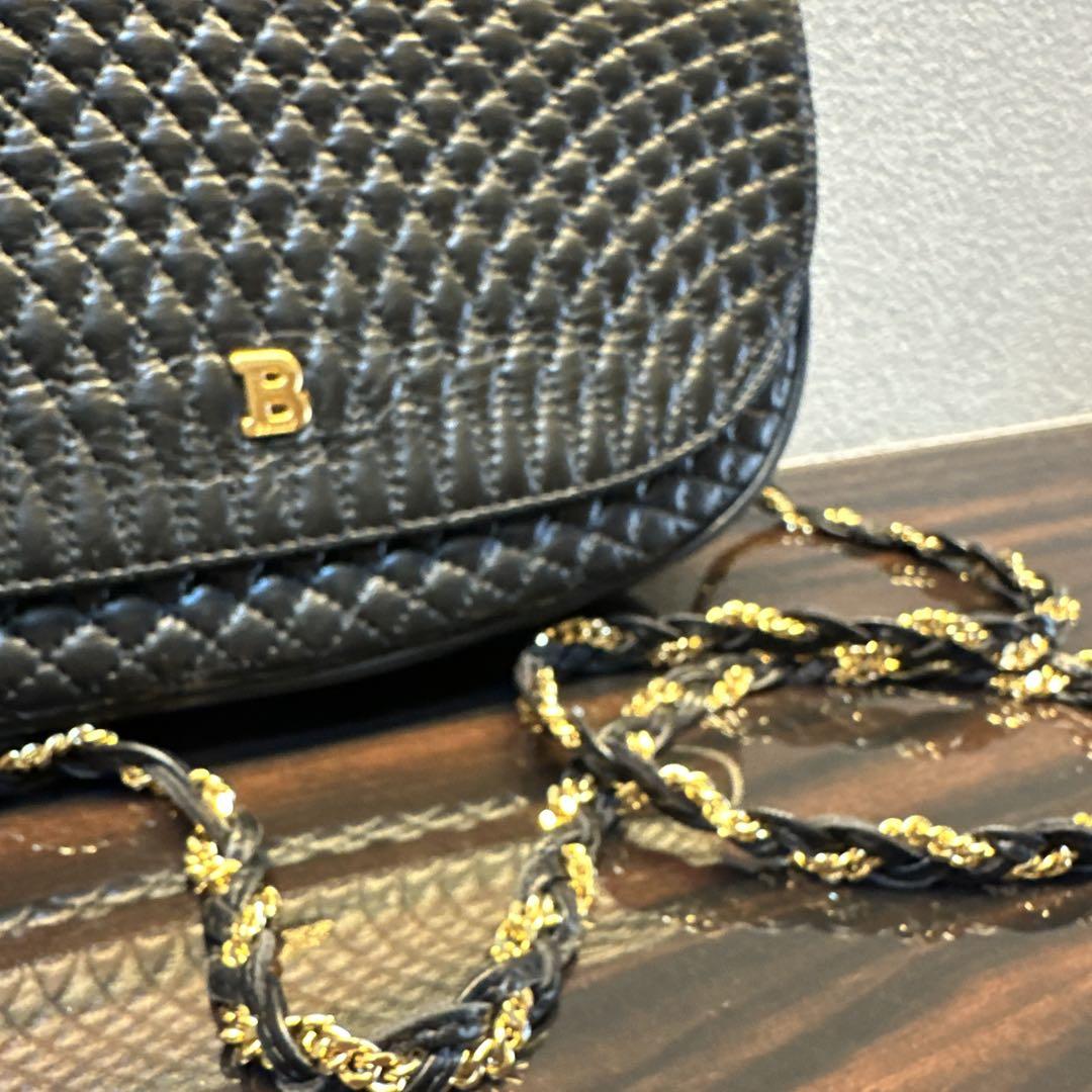 ヴィンテージ　BALLY チェーンクラッチバッグ 美品　キルティング